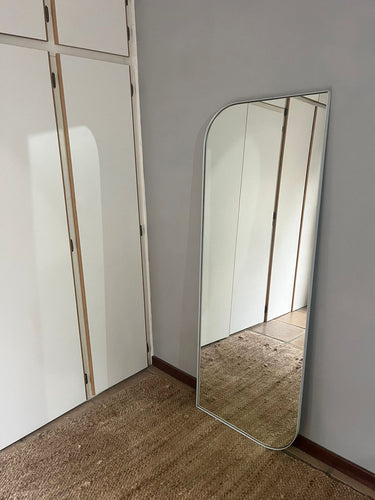 full-length-steel-mirror